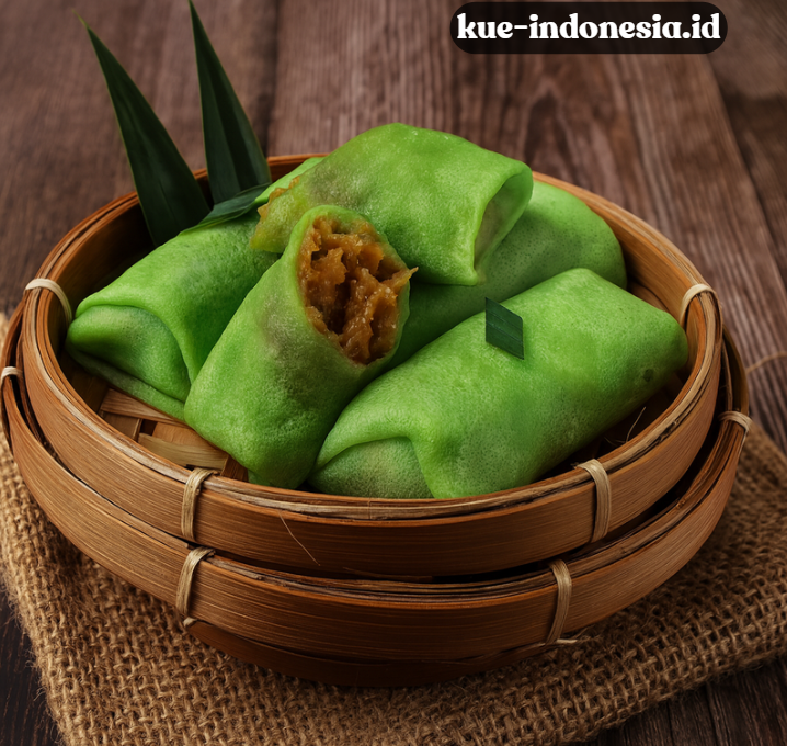 Dadar Gulung Hijau dengan Isi Kelapa Gula Merah